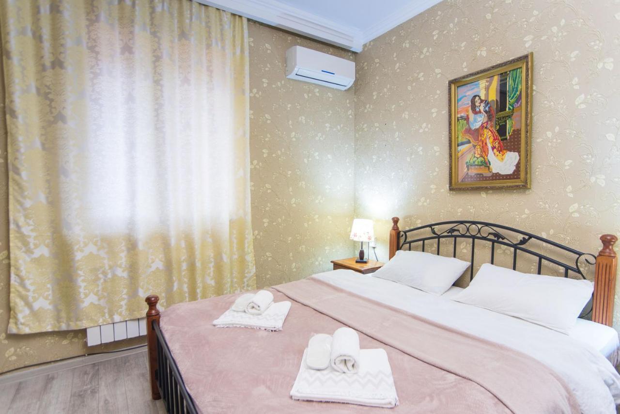 فندق Terrace House Near Opera تبليسي المظهر الخارجي الصورة