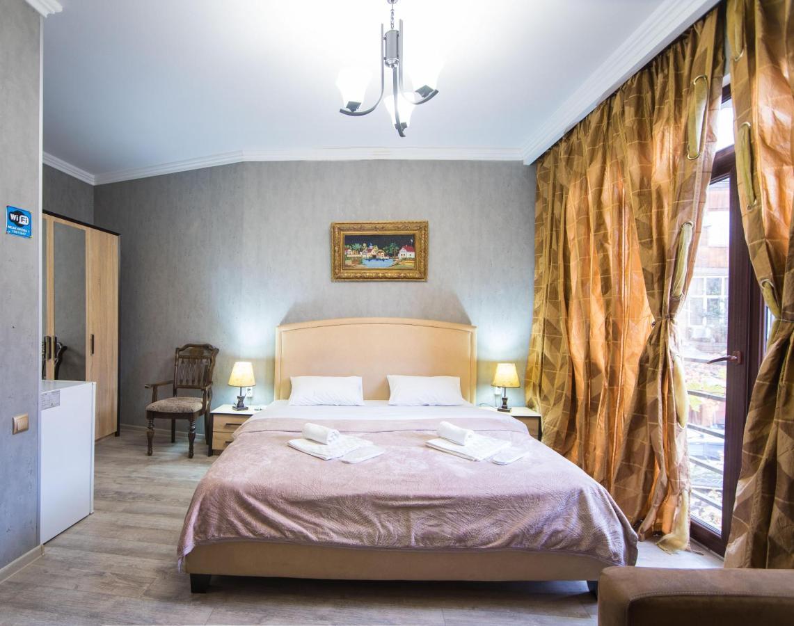 فندق Terrace House Near Opera تبليسي المظهر الخارجي الصورة