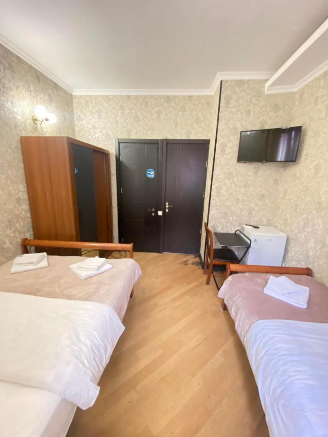 فندق Terrace House Near Opera تبليسي المظهر الخارجي الصورة